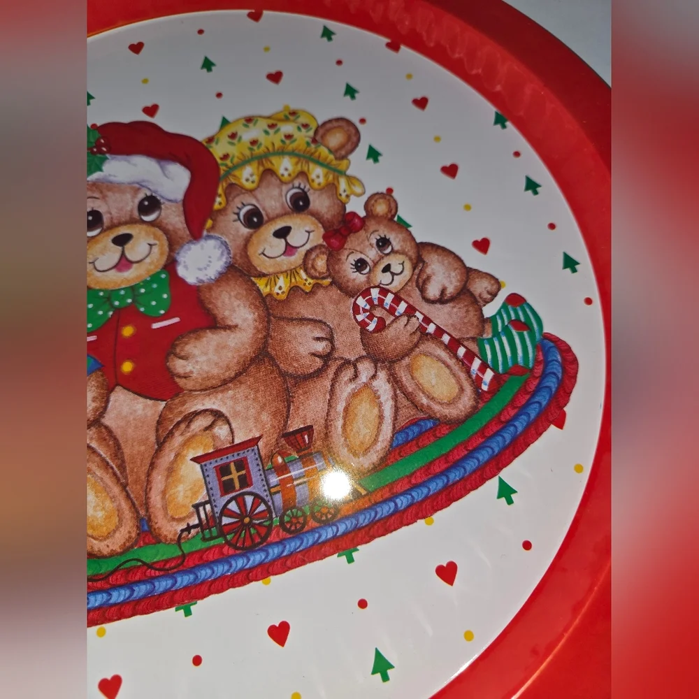 Vintage GIFTCO Metal Christmas Tray, Teddy Bear Family, 13” Diameter